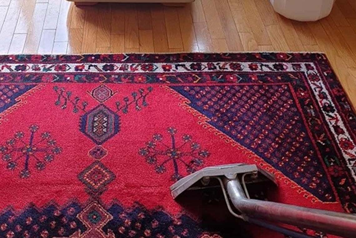 نکات ایمنی استفاده از نفتالین برای فرش