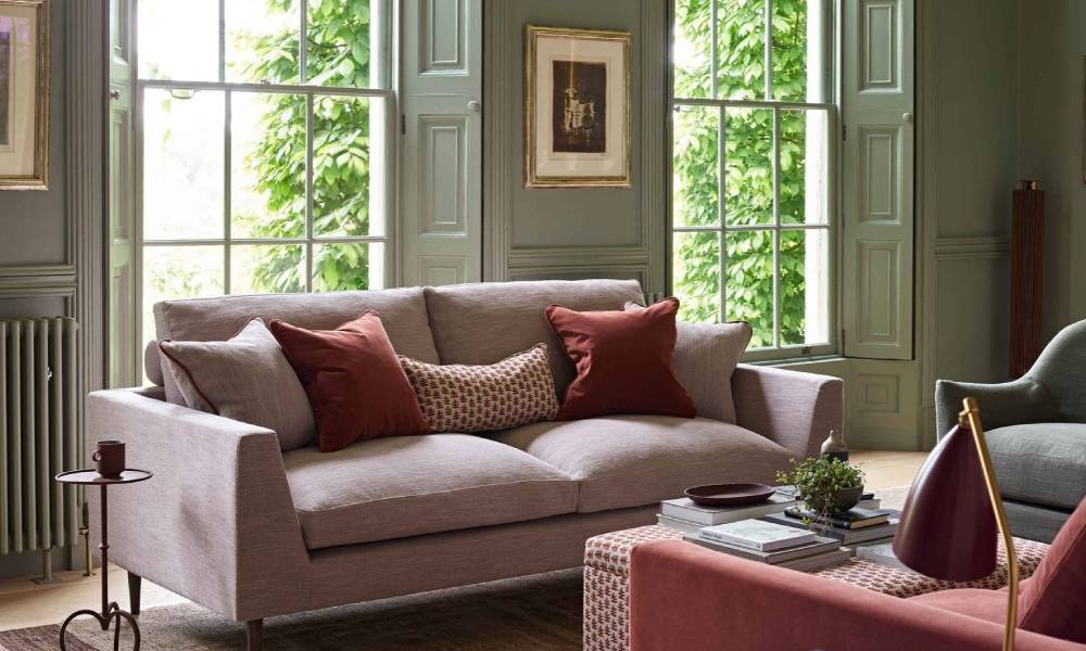 راهنمای انتخاب رنگ چوب و پارچه مبل کلاسیک