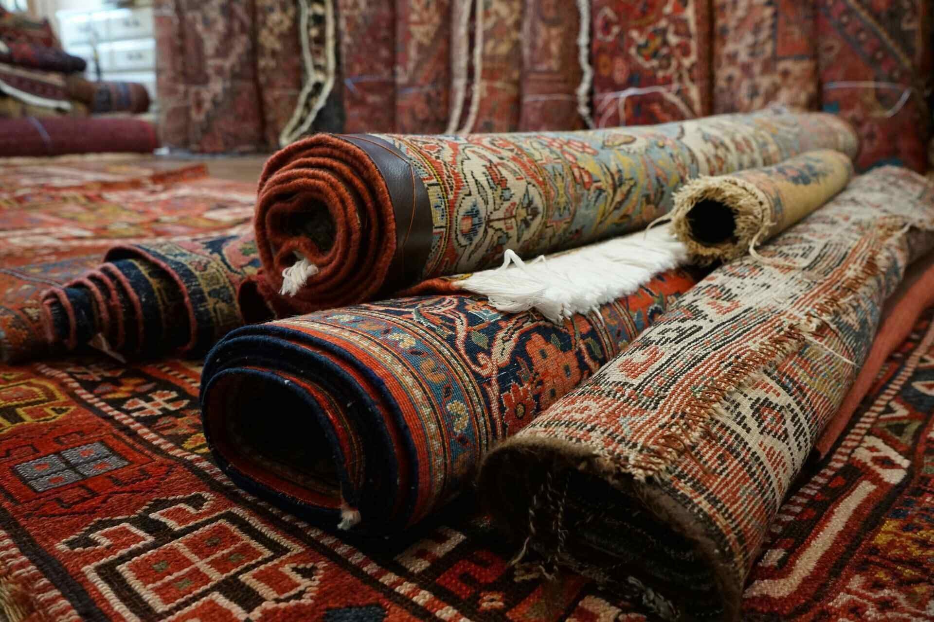 نکات مهم نگهداری از فرش لوله شده